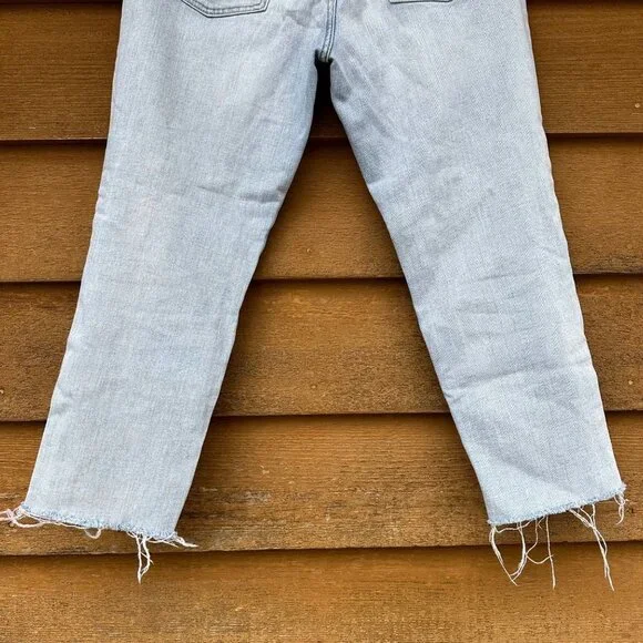 Gap Girlfriend High Rise Light Blue Denim Ankle Crop Jeans Sz 8 - Picture 9 of 13